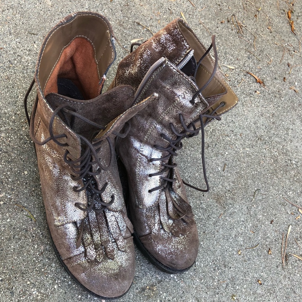 Leather brown and silver metallic boot size8